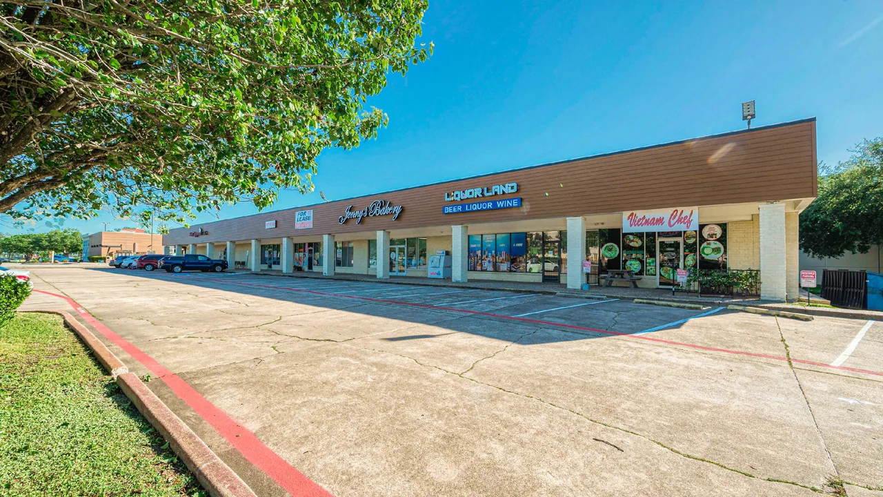 Commercial Shopping Center Roofing in Vallejo, CA